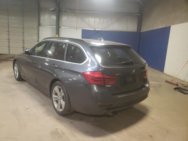 Photo 2 VIN: WBA8K3C5XJA483642 - BMW 330 XI 