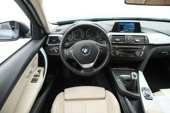 Photo 9 VIN: WBA8L510X0K587007 - BMW 3-SRIE TOURING &#3912 