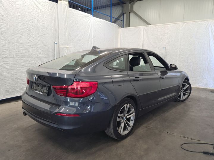 Photo 2 VIN: WBA8T11040BF99228 - BMW 318D 