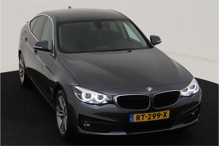 Photo 2 VIN: WBA8T11040BL02861 - BMW 3-SERIE 