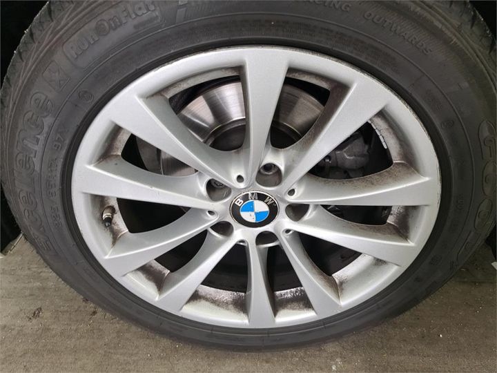 Photo 21 VIN: WBA8T110X0BF25215 - BMW 3 