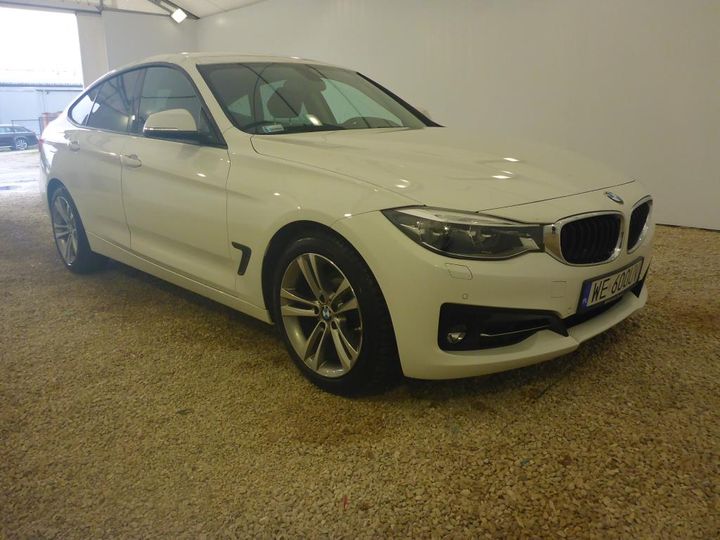 Photo 2 VIN: WBA8T31040GB33636 - BMW SERIA 3 