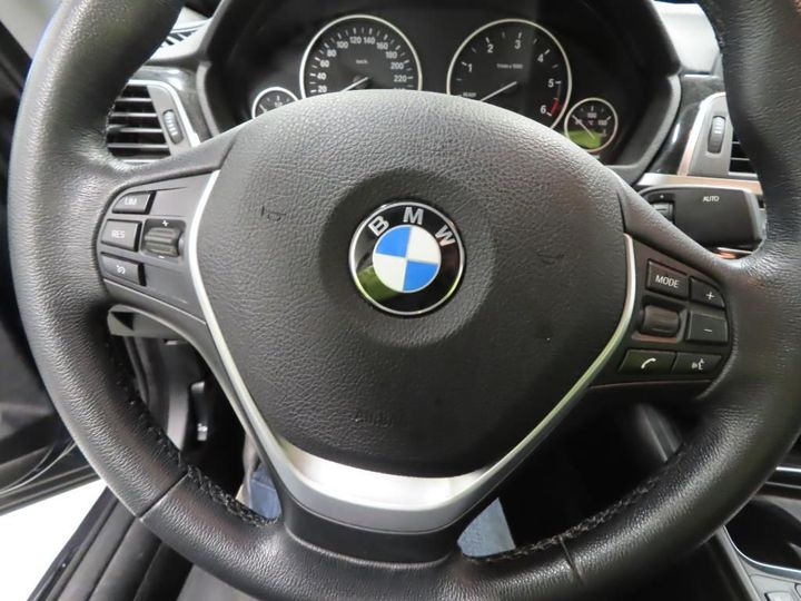 Photo 9 VIN: WBA8T310XJG805424 - BMW SERIES 3 