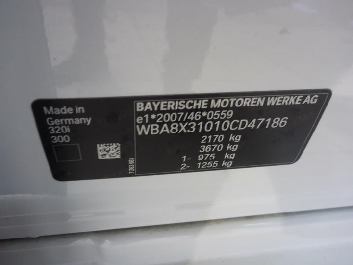 Photo 10 VIN: WBA8X31010CD47186 - BMW SERIA 3 