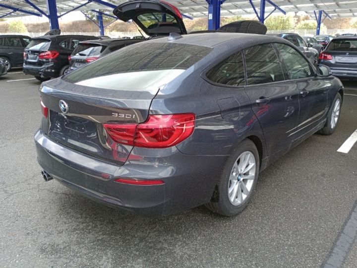 Photo 6 VIN: WBA8X71030G447108 - BMW 330I 