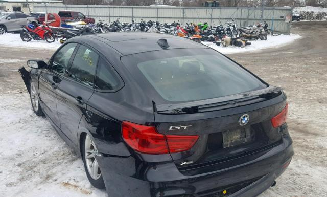 Photo 2 VIN: WBA8Y3C3XHG451052 - BMW 340 