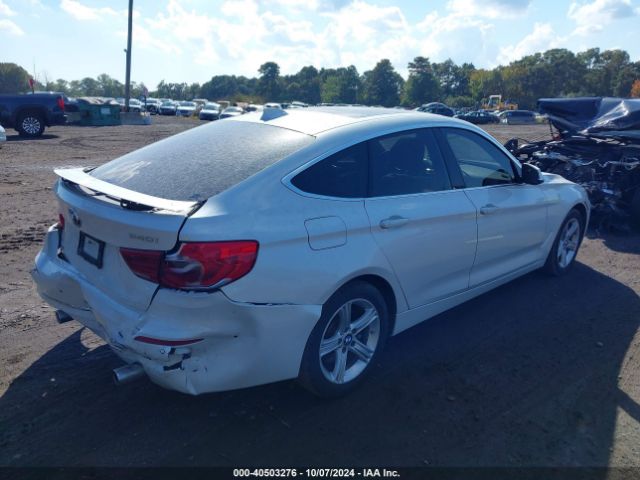 Photo 3 VIN: WBA8Y3C5XJG451219 - BMW 340I 