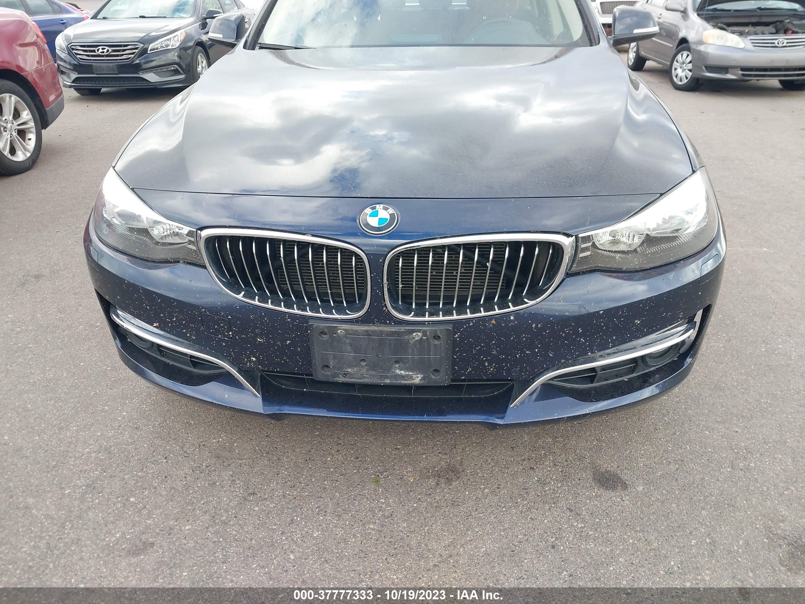 Photo 11 VIN: WBA8Z5C54FGS36855 - BMW 3ER 