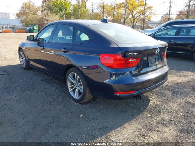 Photo 2 VIN: WBA8Z5C56GG502135 - BMW 328I 