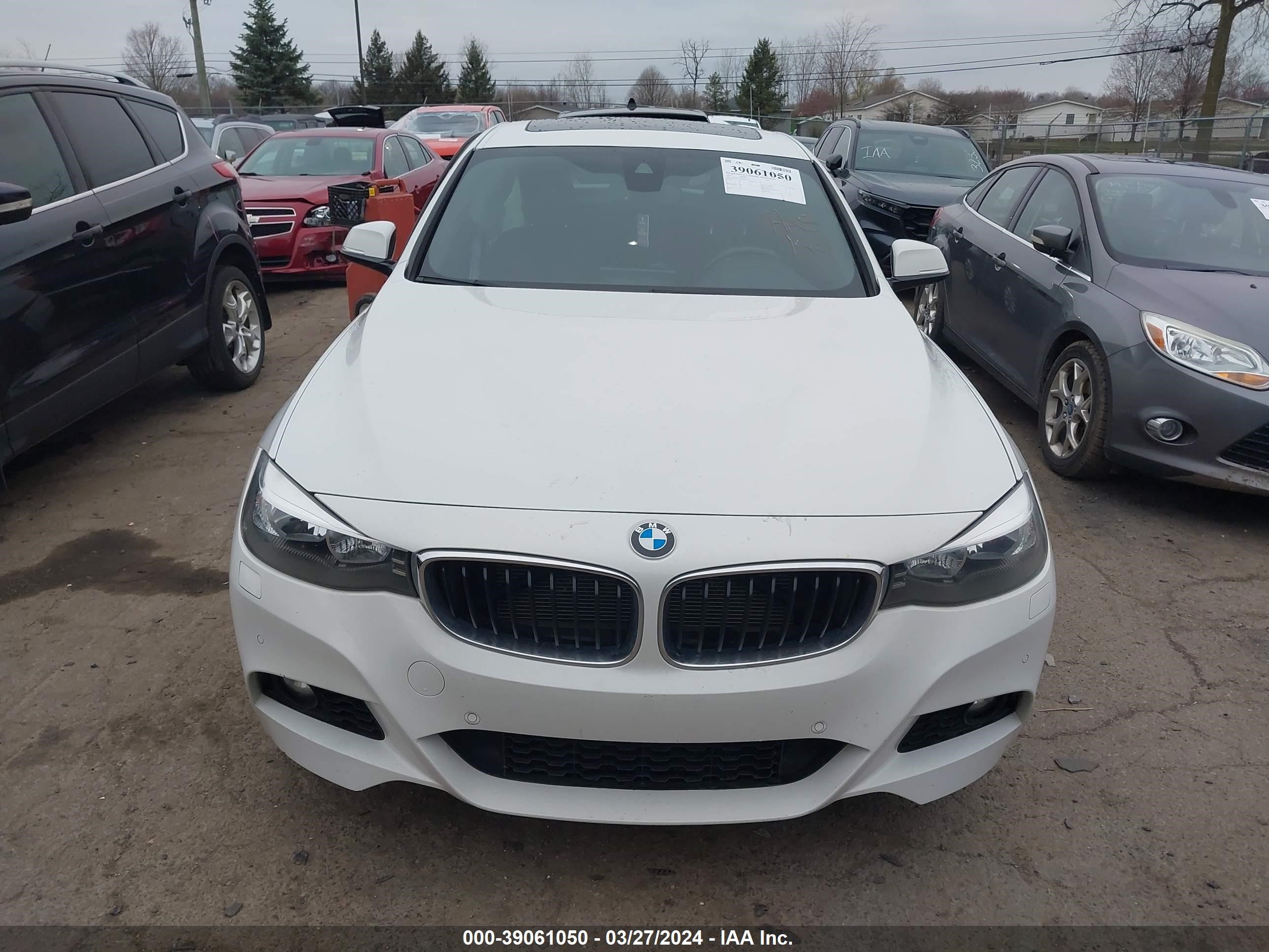 Photo 11 VIN: WBA8Z5C58GG501715 - BMW 3ER 