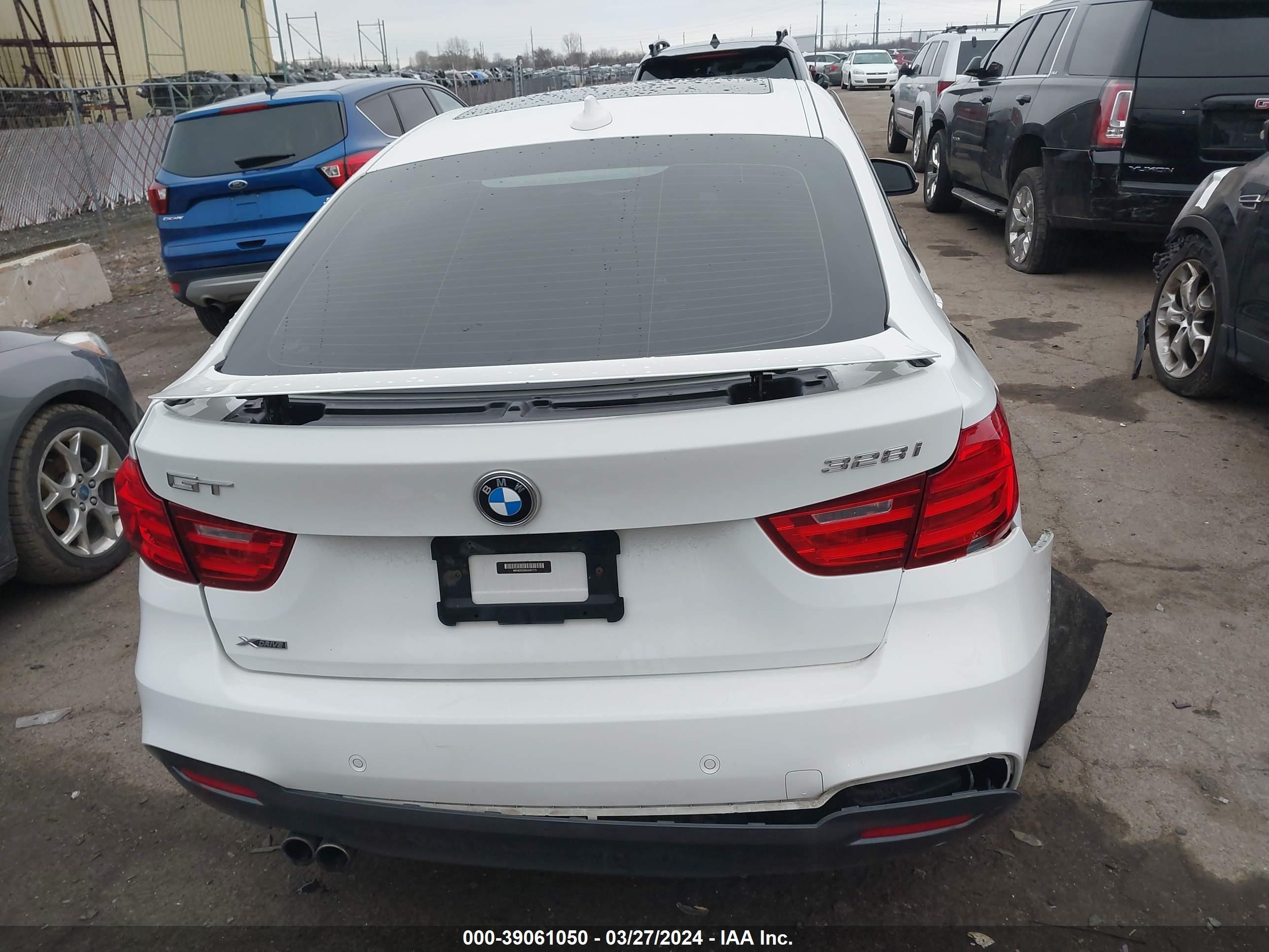 Photo 15 VIN: WBA8Z5C58GG501715 - BMW 3ER 