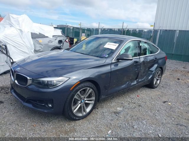 Photo 1 VIN: WBA8Z9C35HG826569 - BMW 330I 