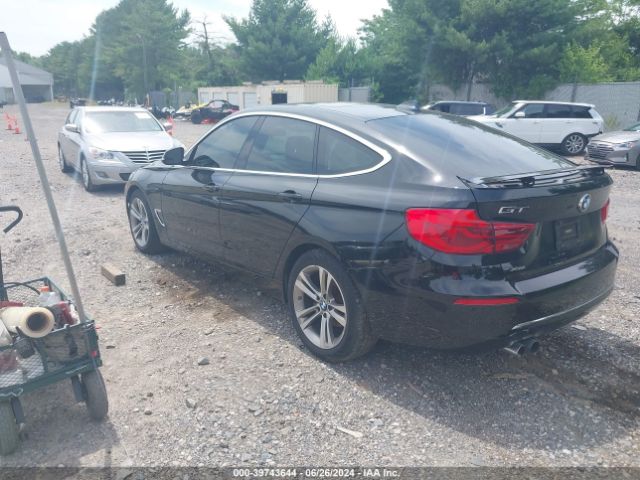 Photo 2 VIN: WBA8Z9C37HG827187 - BMW 330I 