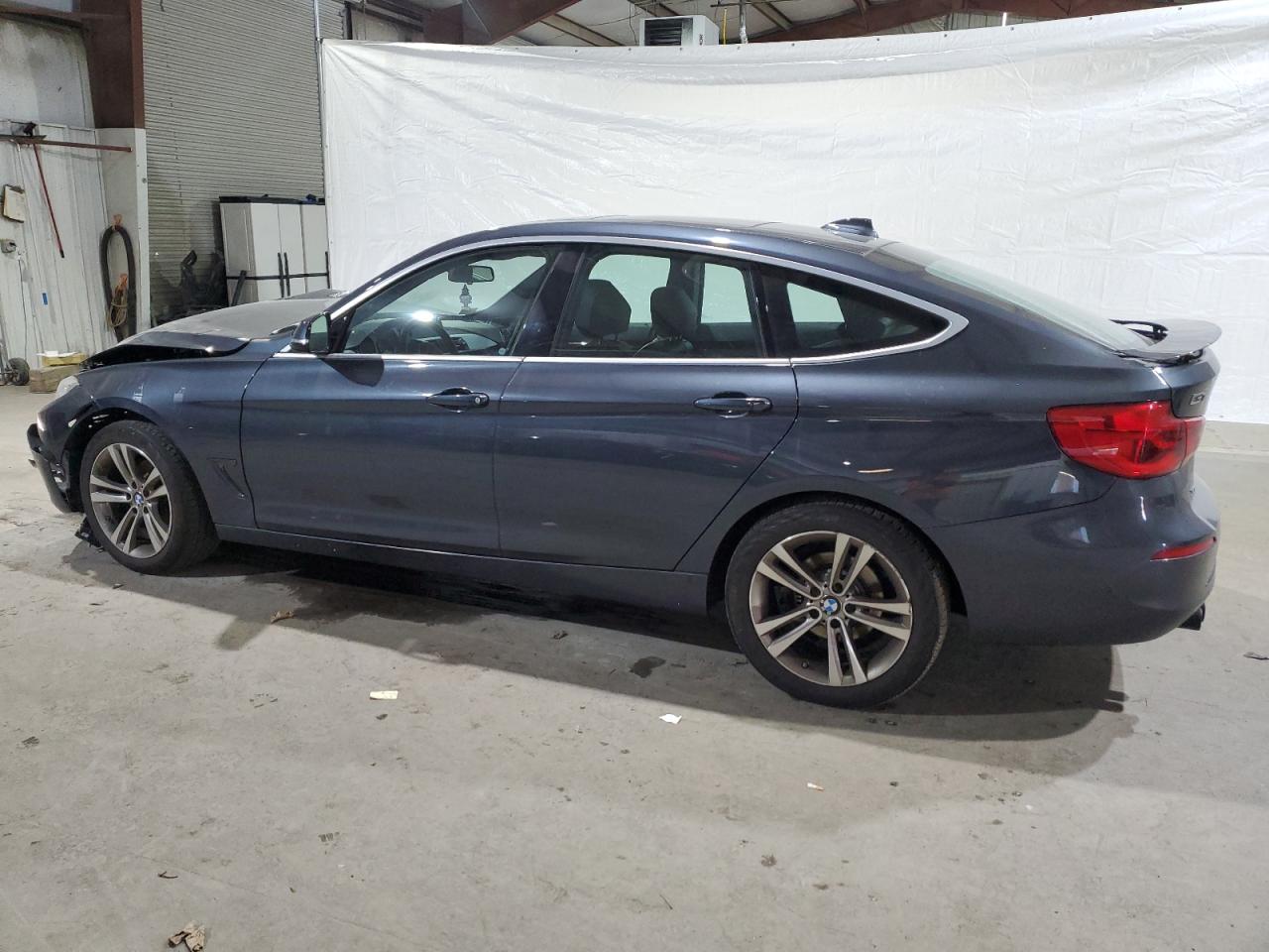 Photo 1 VIN: WBA8Z9C52JB220330 - BMW 3ER 