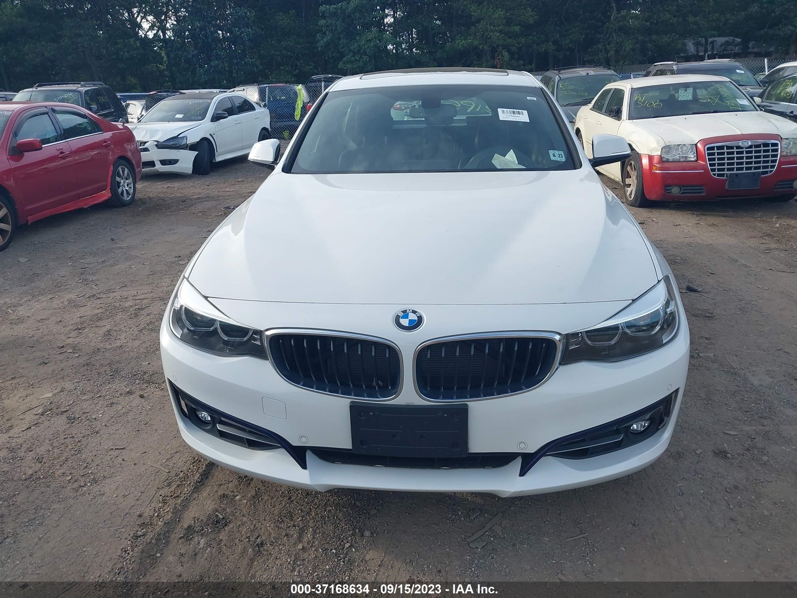 Photo 10 VIN: WBA8Z9C52JG828657 - BMW 3ER 