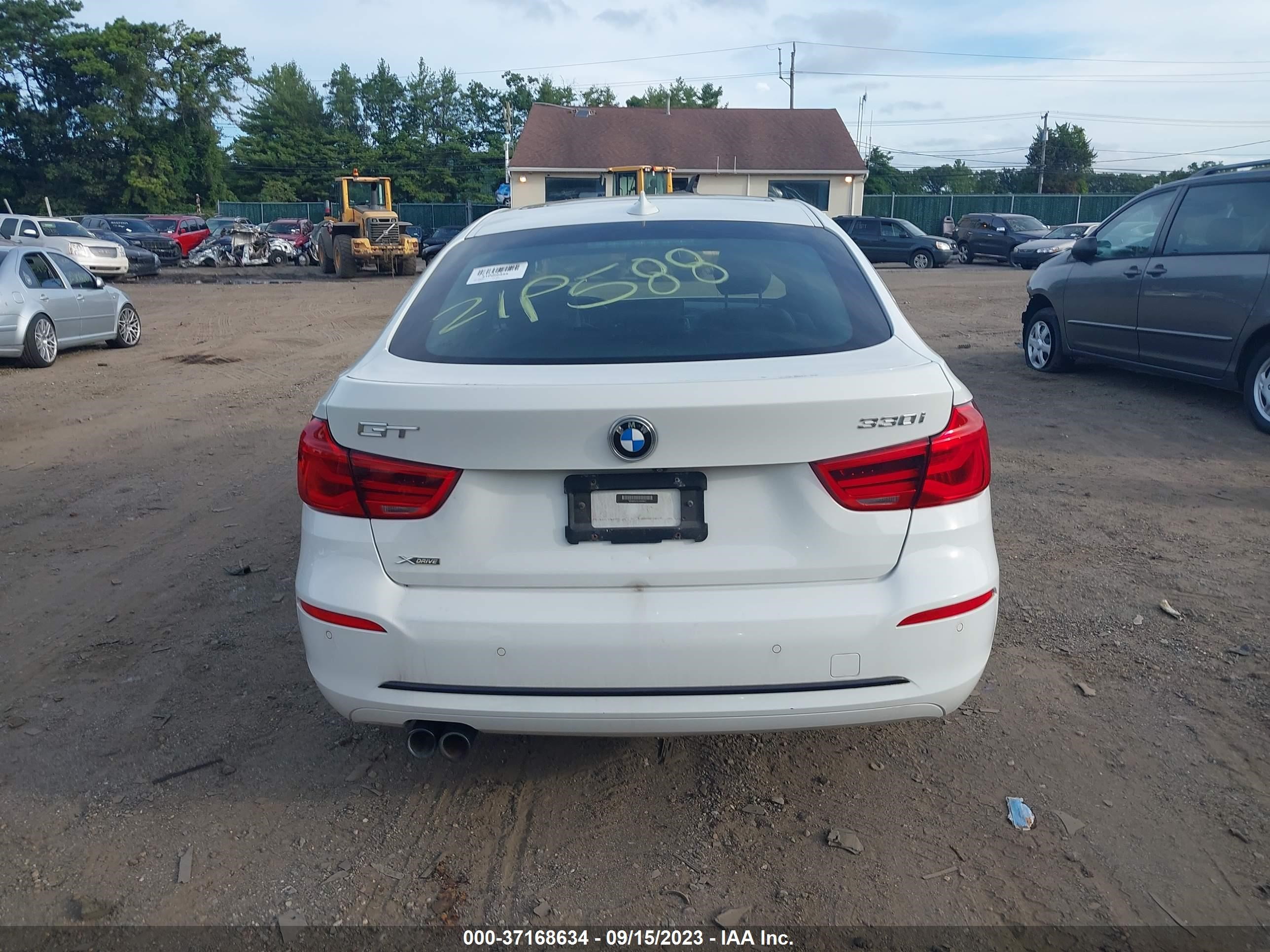 Photo 14 VIN: WBA8Z9C52JG828657 - BMW 3ER 