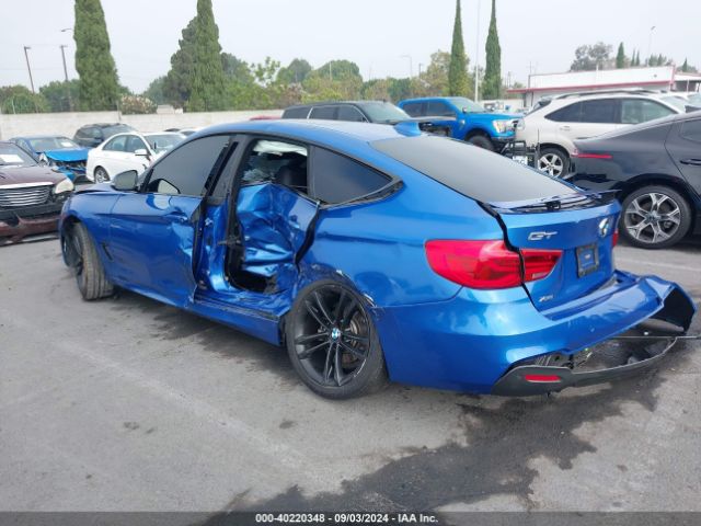 Photo 2 VIN: WBA8Z9C55HG452739 - BMW 330I 