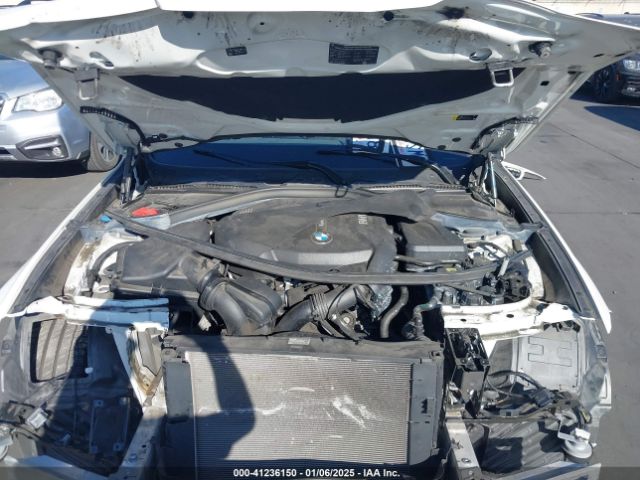 Photo 9 VIN: WBA8Z9C5XJG828406 - BMW 330I 