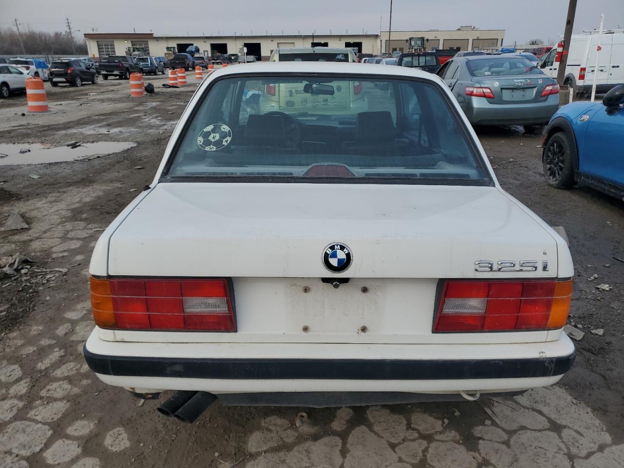 Photo 5 VIN: WBAAA2302K8262337 - BMW 3ER 