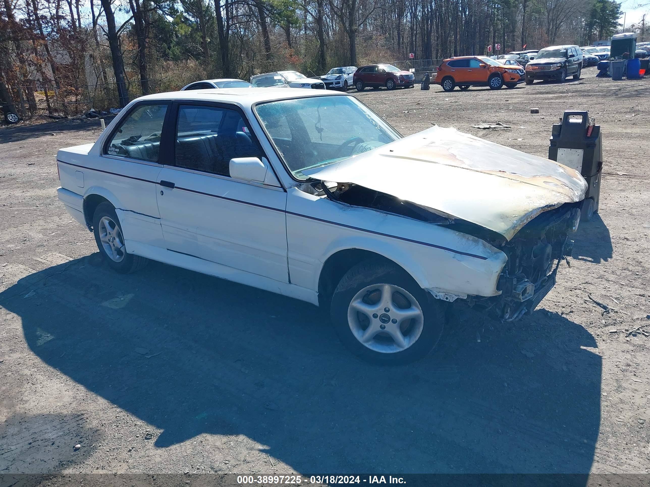 Photo 0 VIN: WBAAA2303KEC49262 - BMW 3ER 