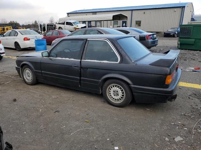 Photo 1 VIN: WBAAB5406F9627812 - BMW 325 E 