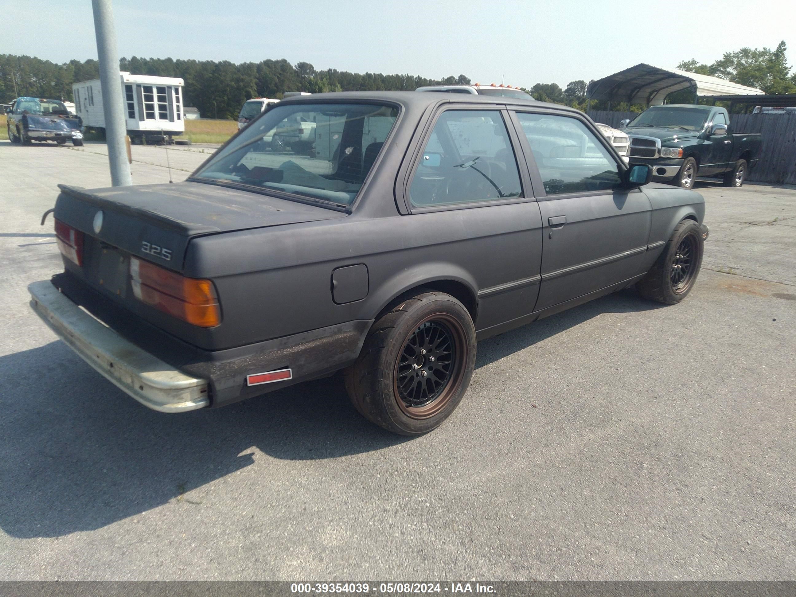 Photo 3 VIN: WBAAB5408H9802967 - BMW 3ER 