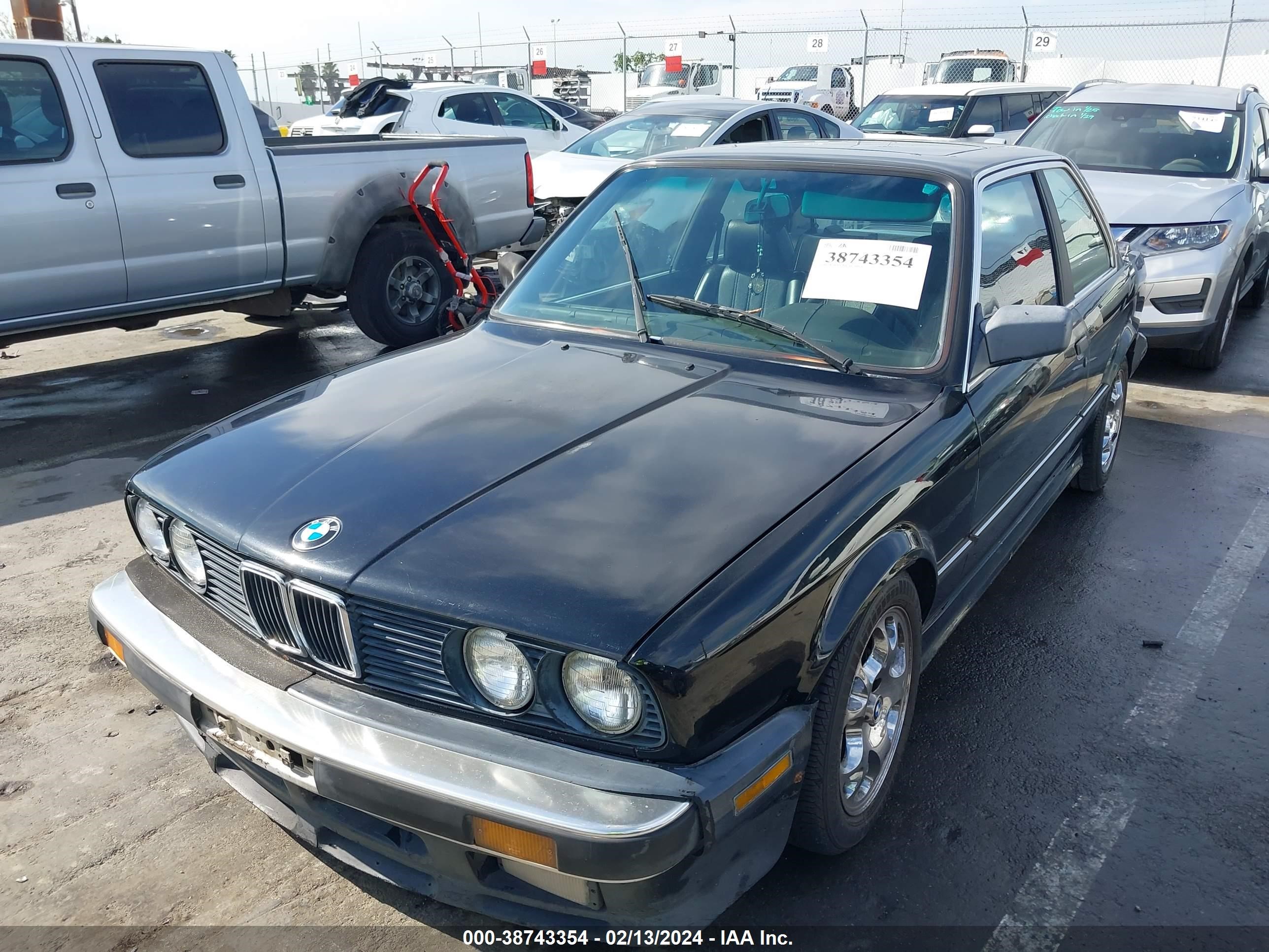 Photo 5 VIN: WBAAB6407G1219440 - BMW 3ER 