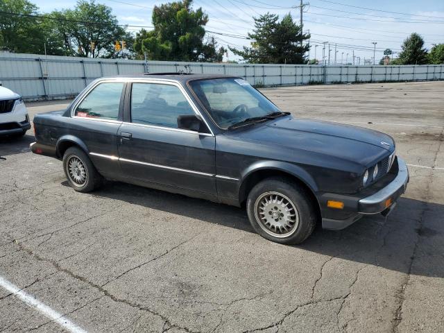 Photo 3 VIN: WBAAB6409F1013714 - BMW 325 E AUTO 