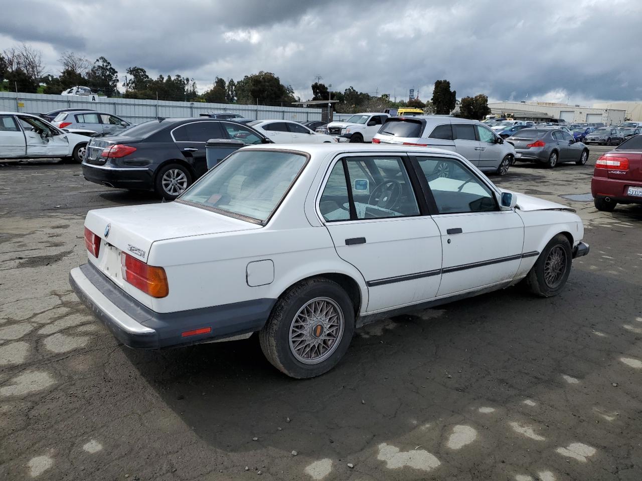 Photo 2 VIN: WBAAD2304H2446195 - BMW 3ER 