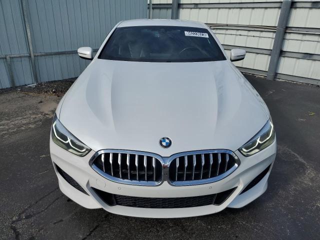 Photo 4 VIN: WBAAE2C03NCH19844 - BMW 840I 