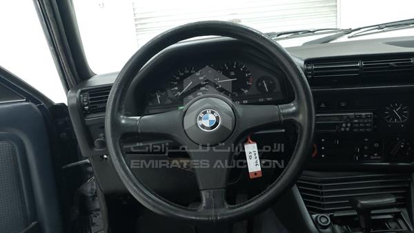 Photo 12 VIN: WBAAE410200910046 - BMW 325I 