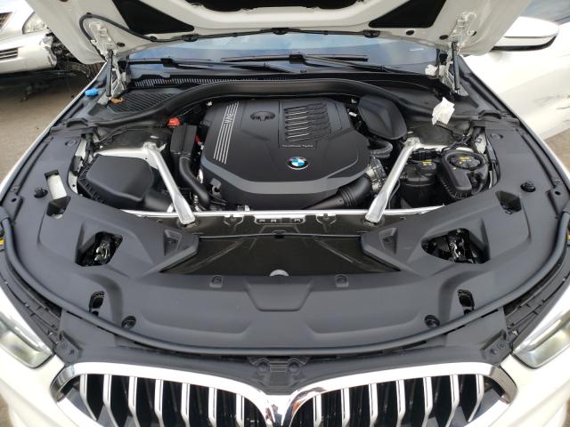 Photo 6 VIN: WBAAE4C08NCG89137 - BMW 840XI 