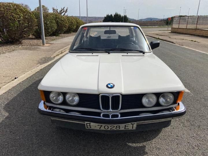 Photo 0 VIN: WBAAG3105B4217052 - BMW E21 318I DE 1981 COUPE 