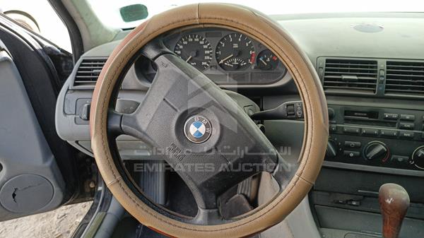 Photo 10 VIN: WBAAL3100YJS02464 - BMW 318I 