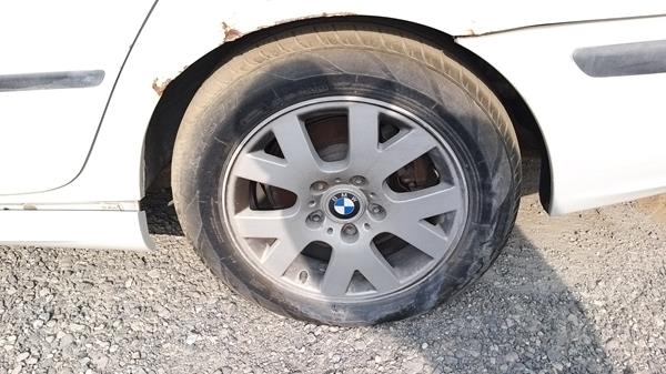 Photo 28 VIN: WBAAL31091FH13201 - BMW 318 