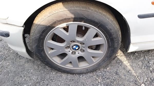 Photo 29 VIN: WBAAL31091FH13201 - BMW 318 