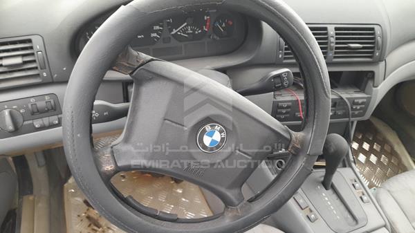 Photo 11 VIN: WBAAL3109WEF91307 - BMW 318I 