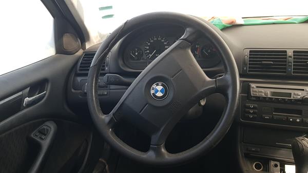 Photo 11 VIN: WBAAM31030JE94423 - BMW 323 