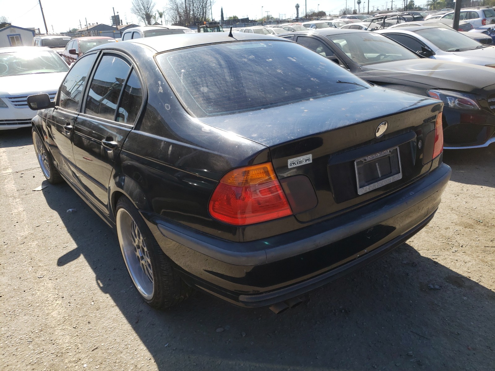 Photo 2 VIN: WBAAM3332YCA86177 - BMW 323 I 