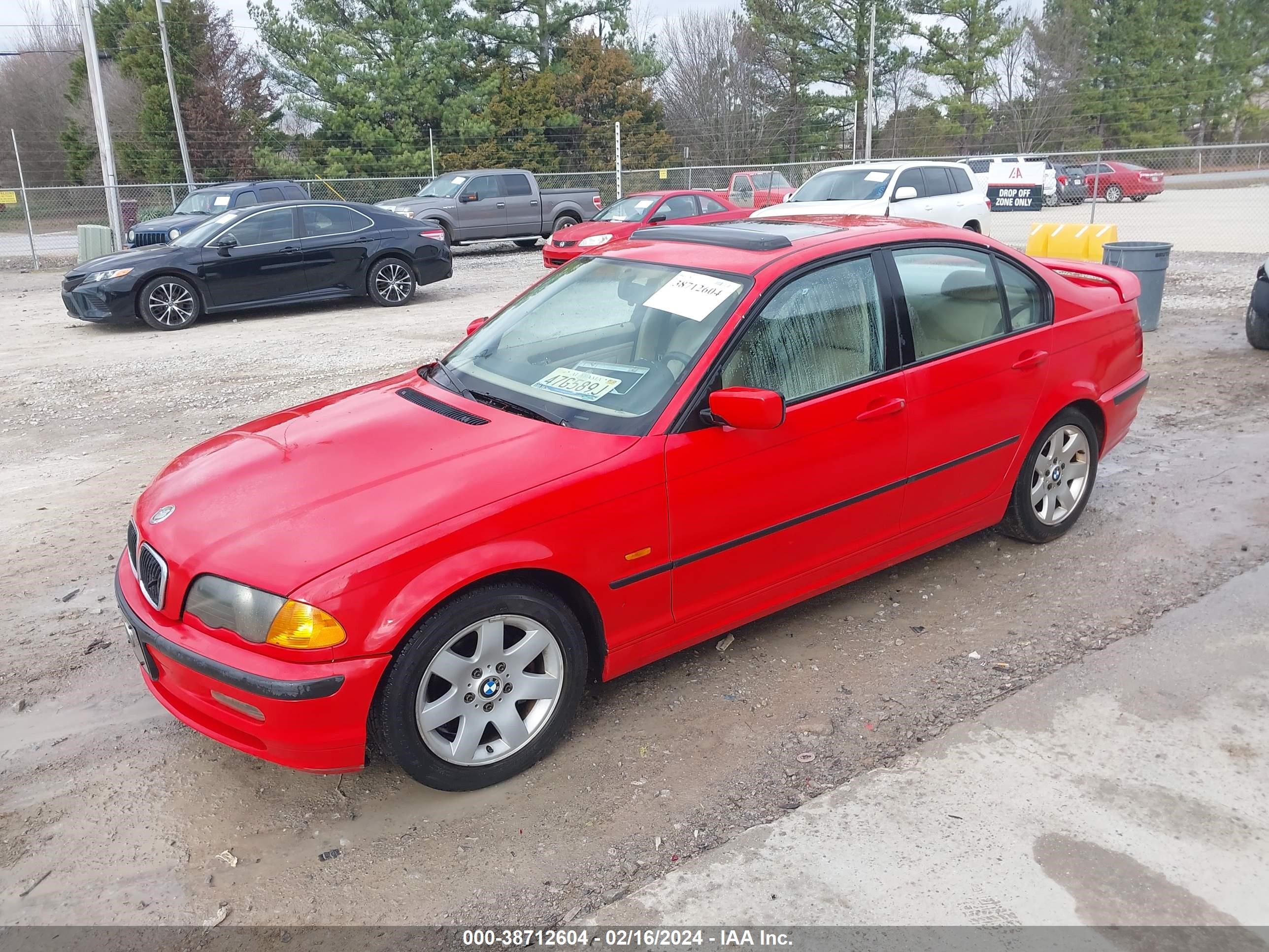 Photo 1 VIN: WBAAM3333XCD56998 - BMW 3ER 