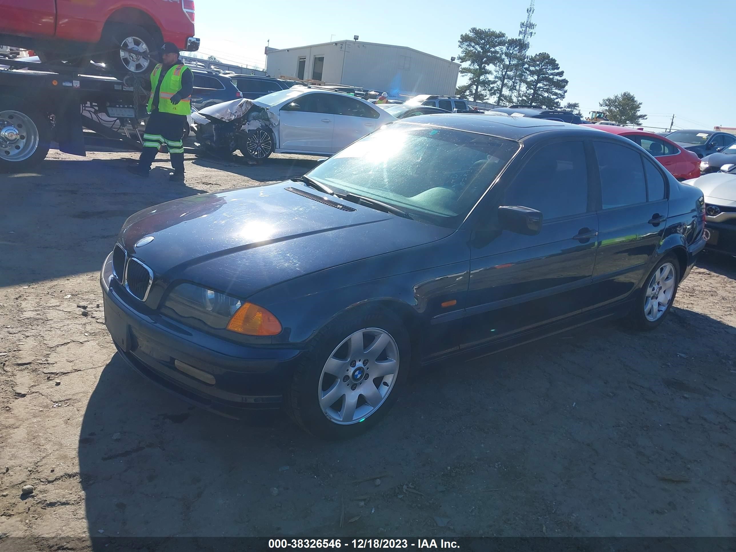 Photo 1 VIN: WBAAM3334XFP54992 - BMW 3ER 