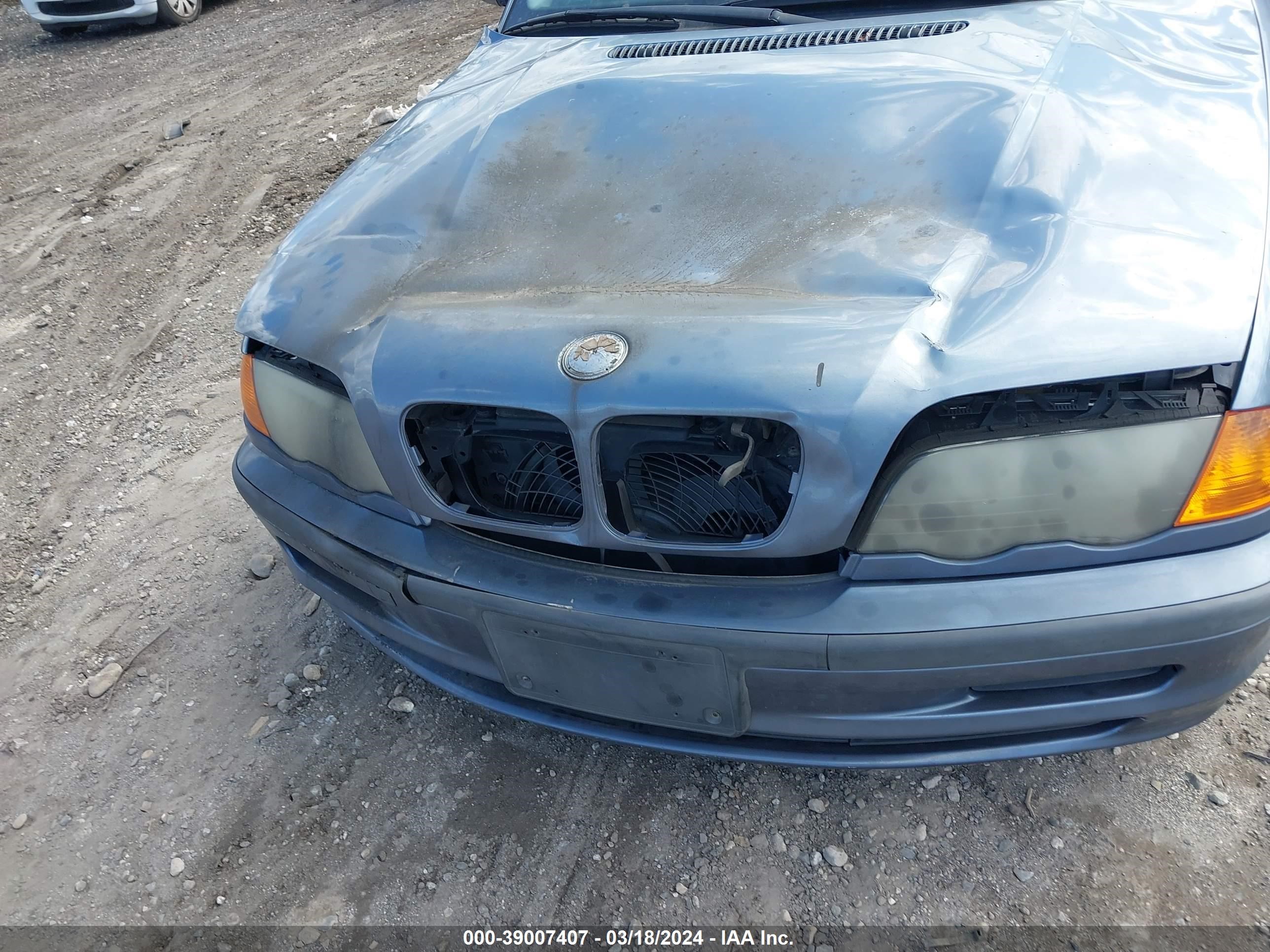 Photo 5 VIN: WBAAM3334YFP66240 - BMW 3ER 