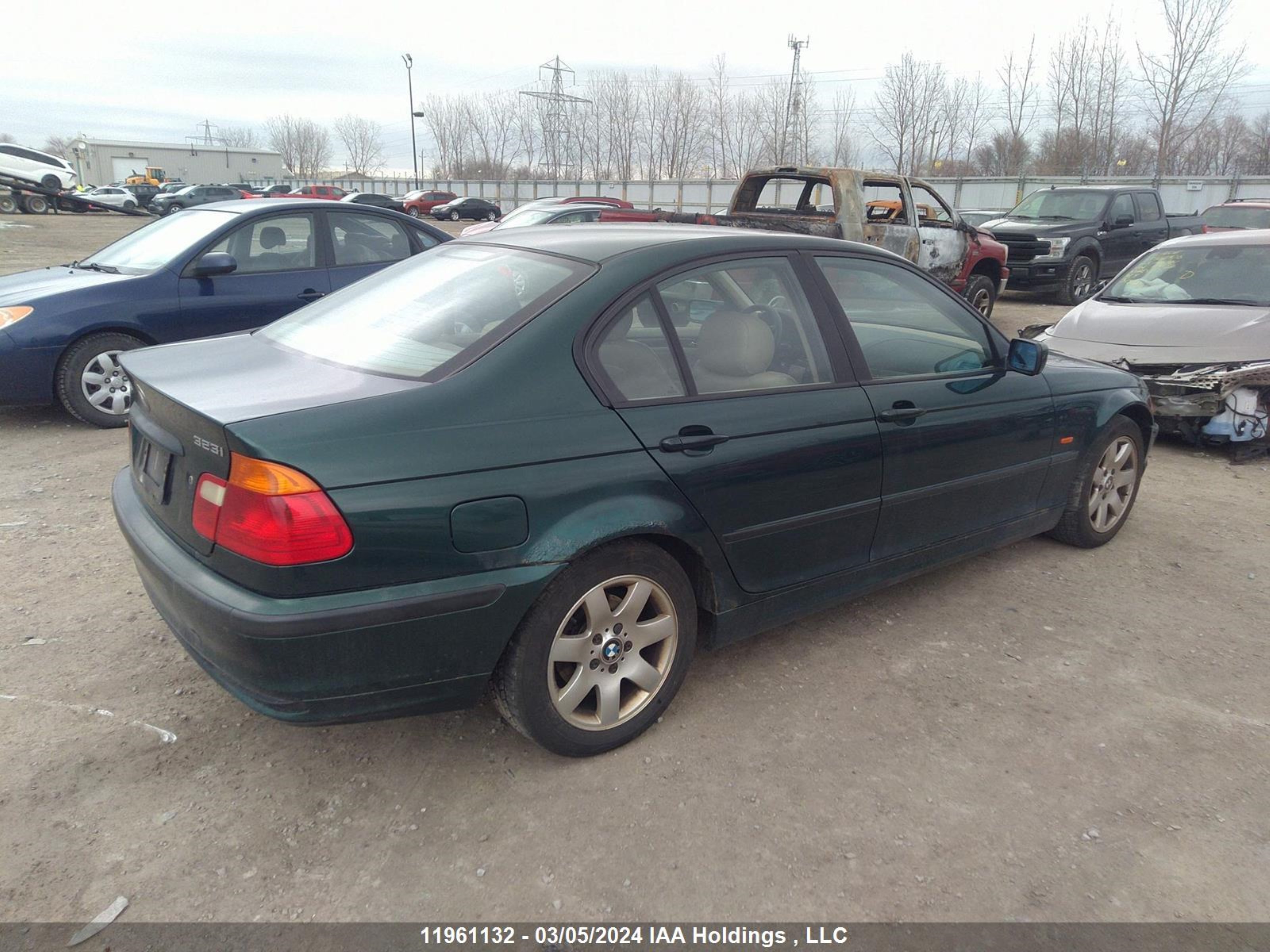 Photo 3 VIN: WBAAM333XYFP65478 - BMW 3ER 