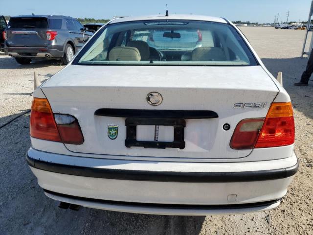 Photo 5 VIN: WBAAM3342YCA93123 - BMW 323 I 