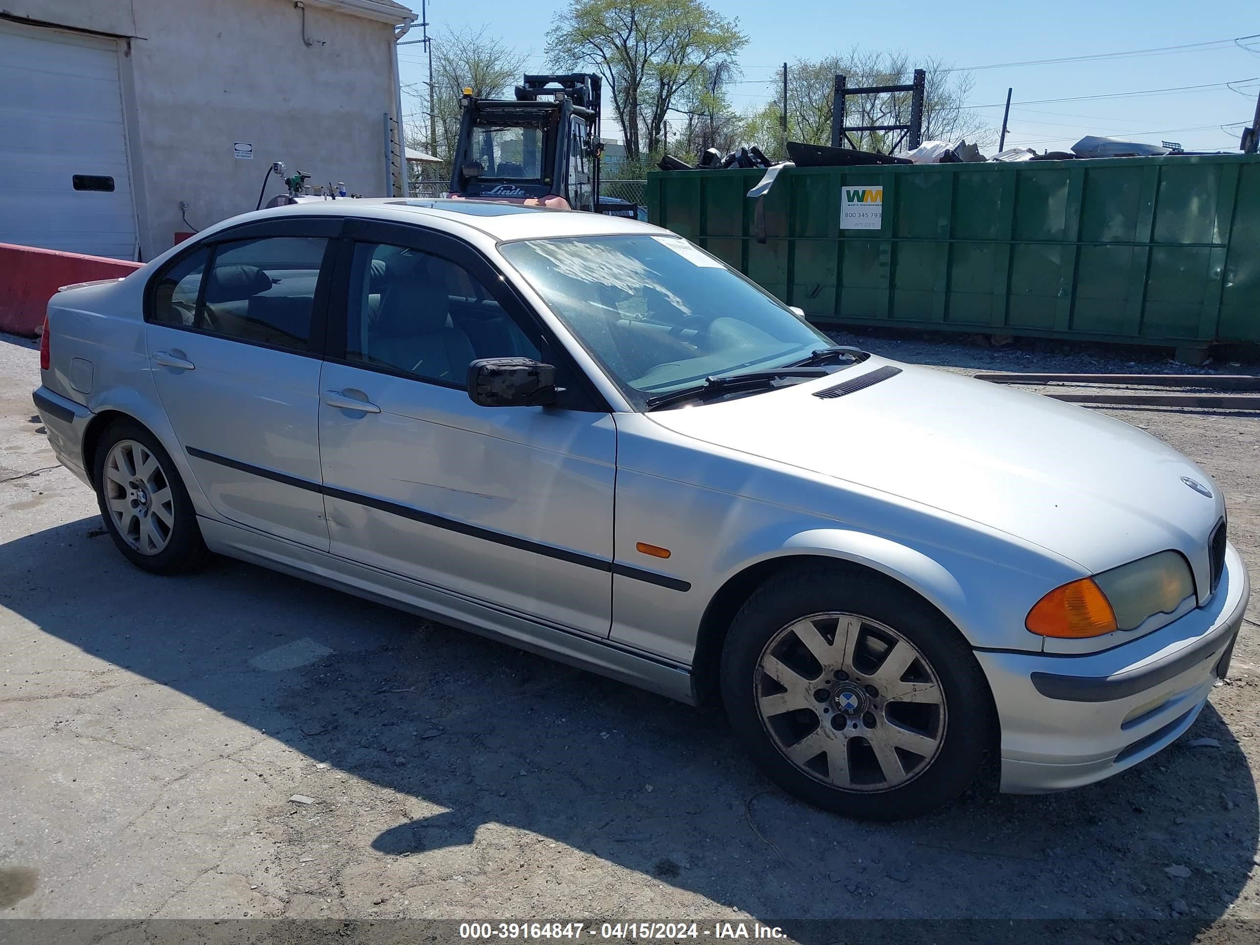 Photo 13 VIN: WBAAM3343YCA94653 - BMW 3ER 