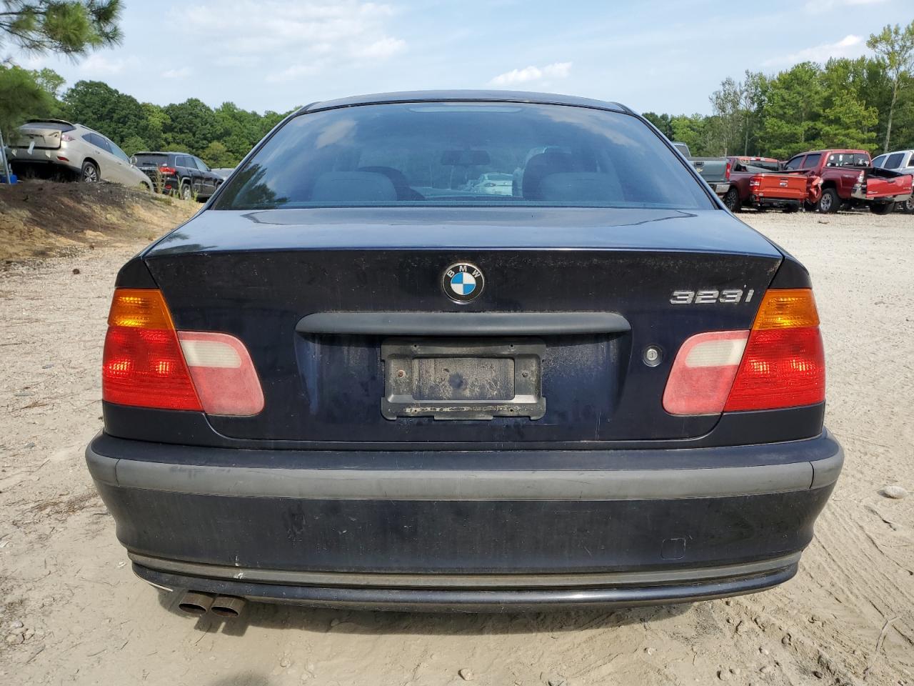 Photo 5 VIN: WBAAM3346YFP81685 - BMW 3ER 