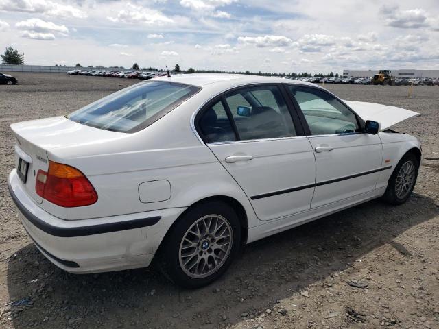 Photo 2 VIN: WBAAM533XXKG07940 - BMW 3 SERIES 