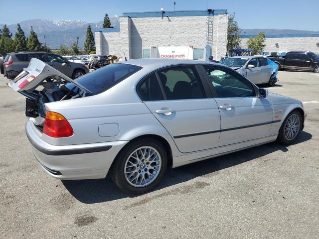 Photo 2 VIN: WBAAM5343YFR18111 - BMW 3 SERIES 