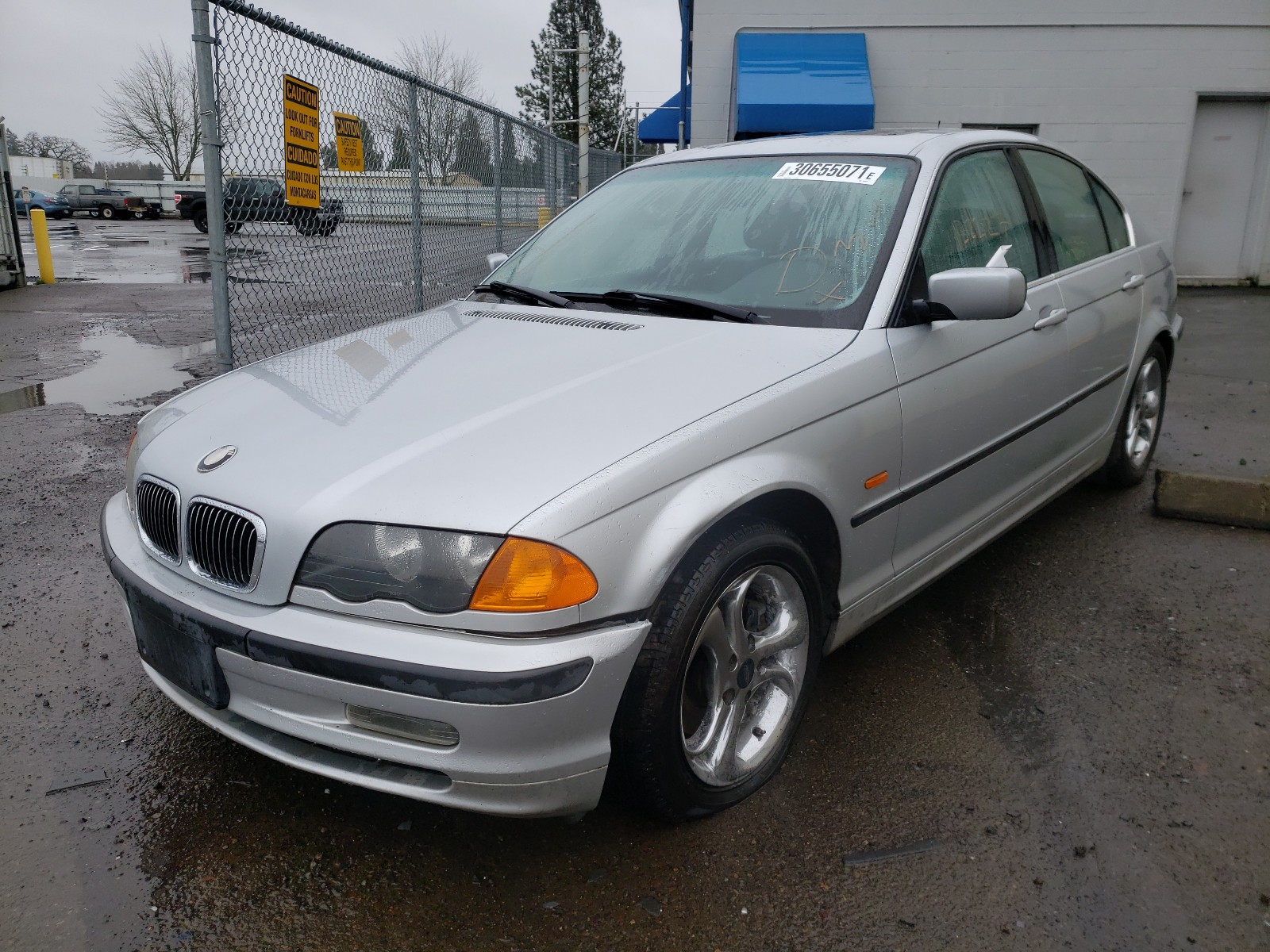 Photo 1 VIN: WBAAM5344YJR58033 - BMW 328 I 