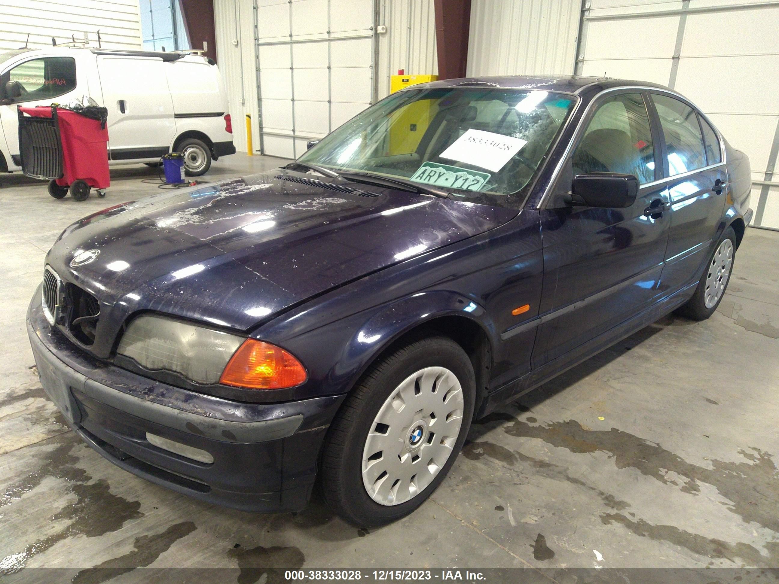 Photo 1 VIN: WBAAM5347YJR60326 - BMW 3ER 